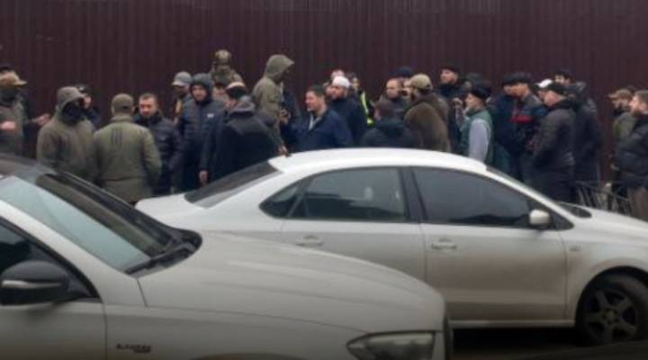 Маски-шоу в стиле ФСБ. Антиисламская выходка Службы безопасности Украины в Киеве